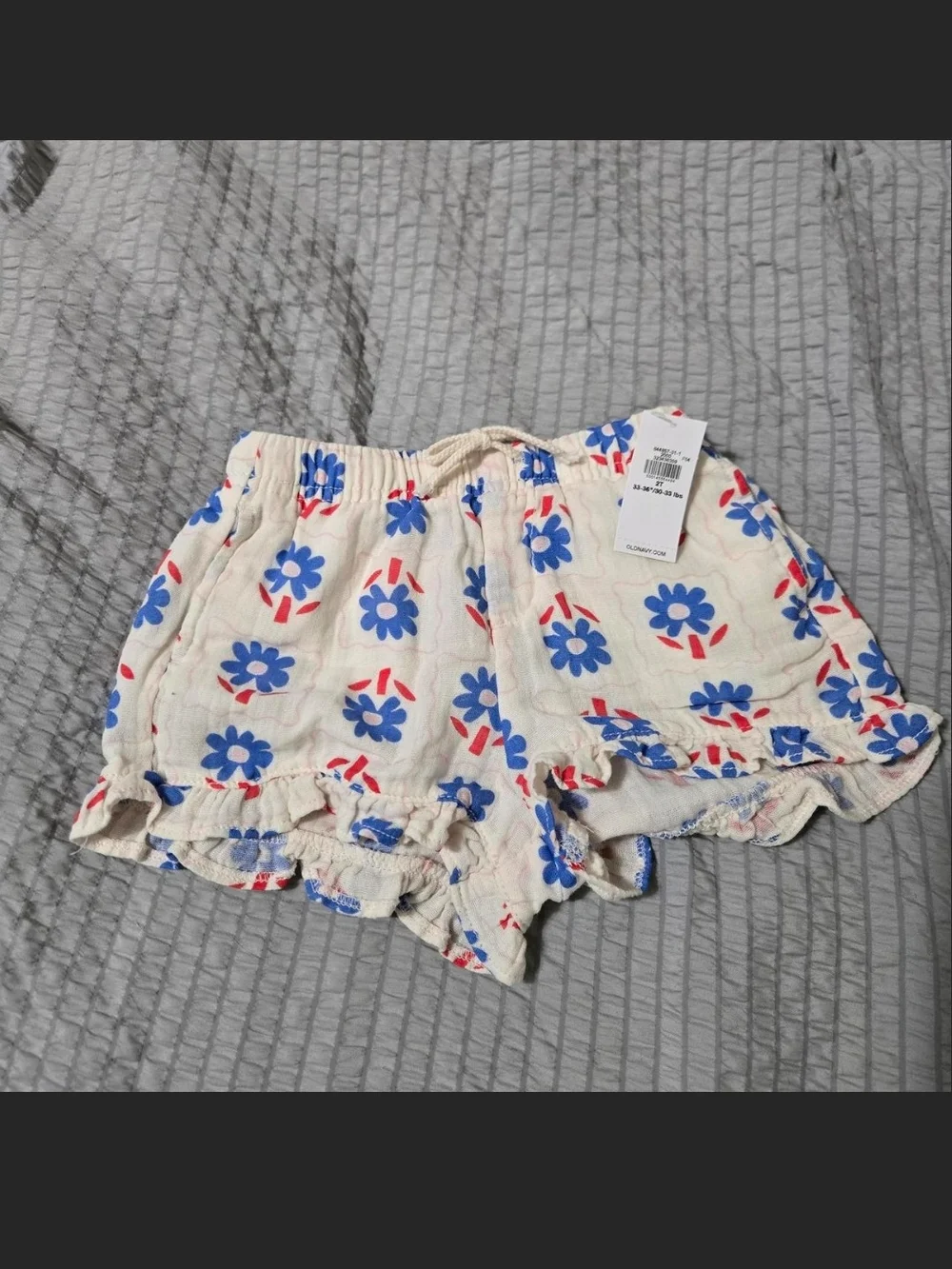 Old Navy Cream Shorts with Blue and Red Floral Print NWT